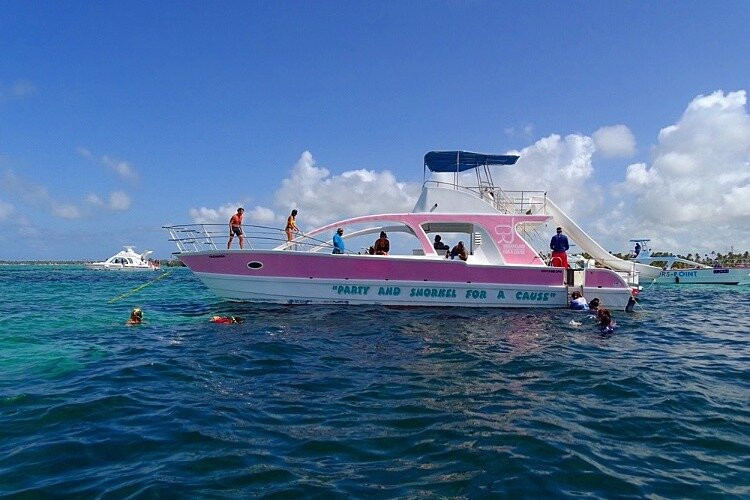 Pink cat Punta Cana Party Boat-蓬塔卡纳必去景点
