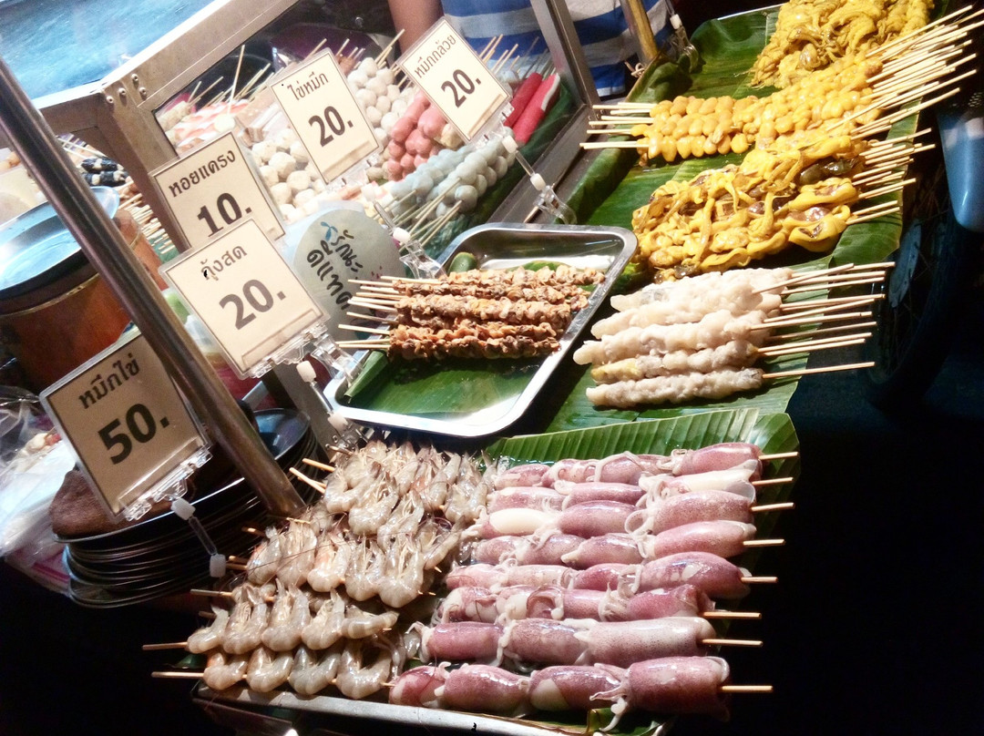 Wachira Night Food Market景点图片