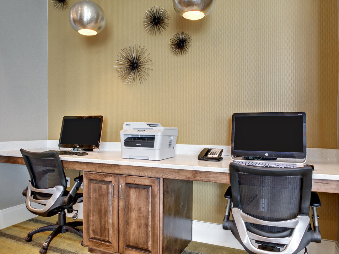 Holiday Inn Express & Suites Albany By IHG主图