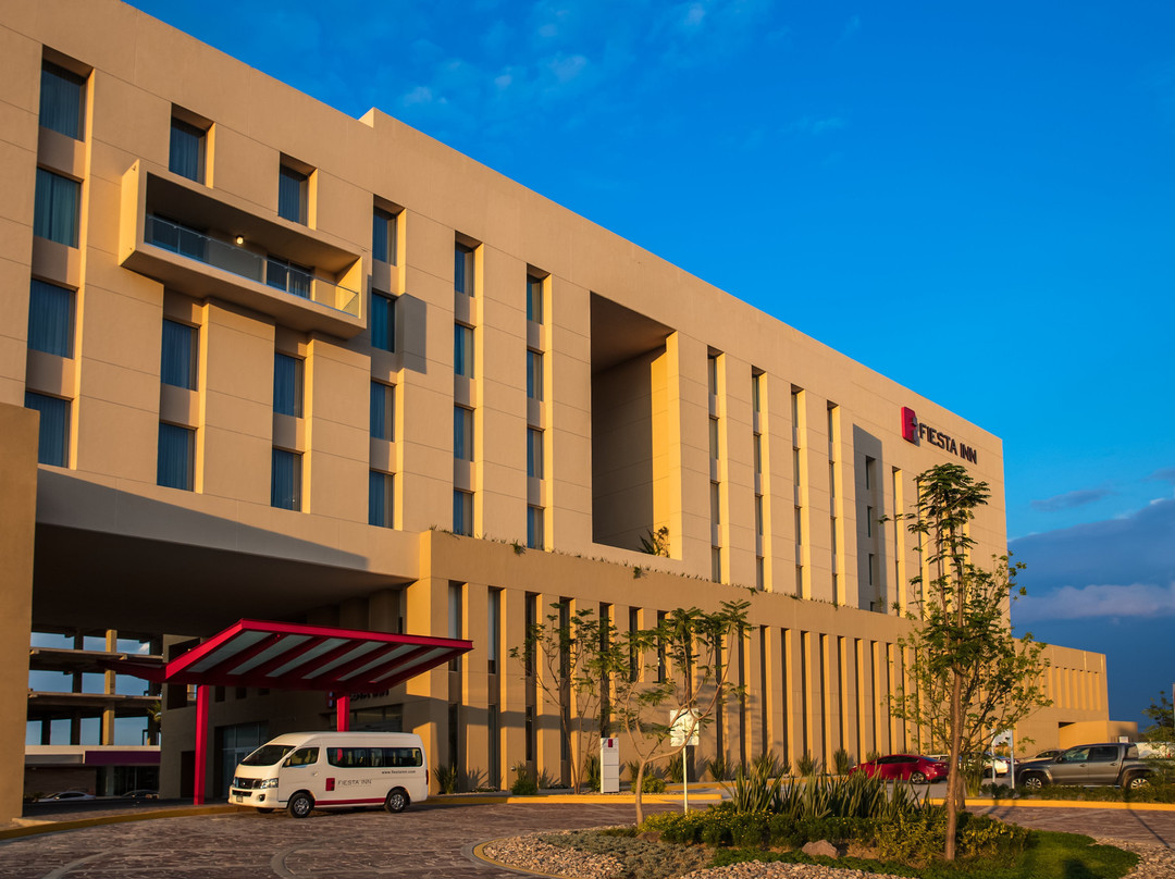 Fiesta Inn Silao Puerto Interior主图