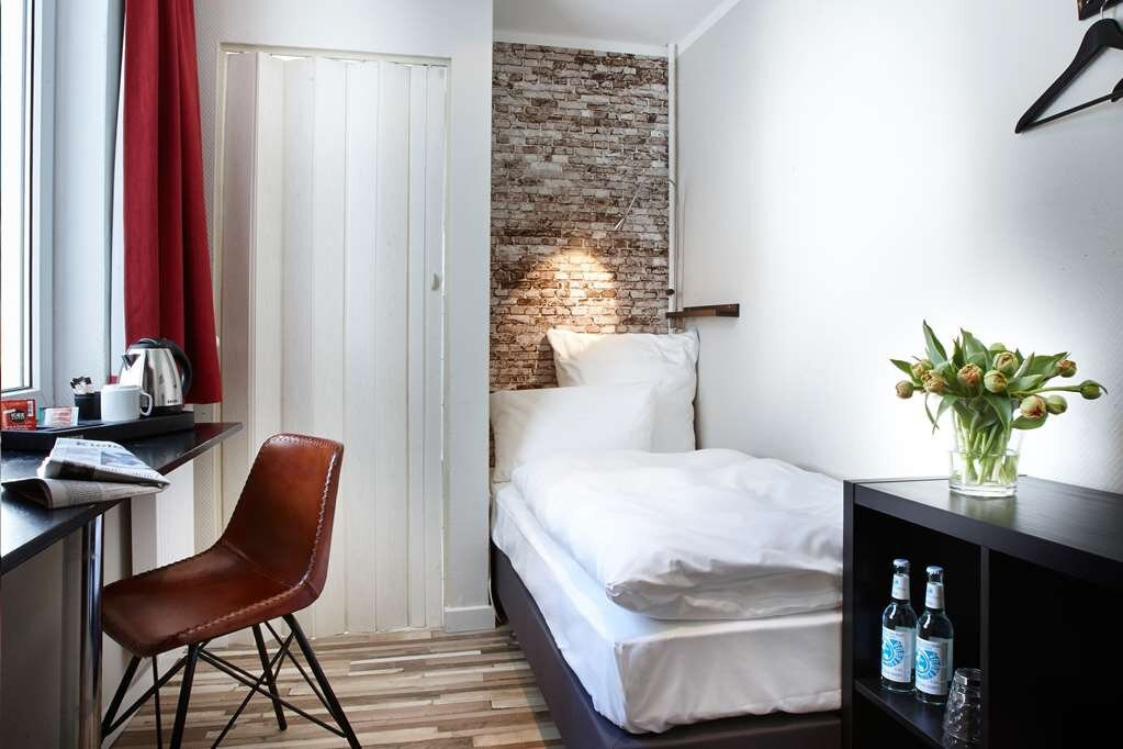 Hotel Liegeplatz 13 Kiel by Premiere Classe主图