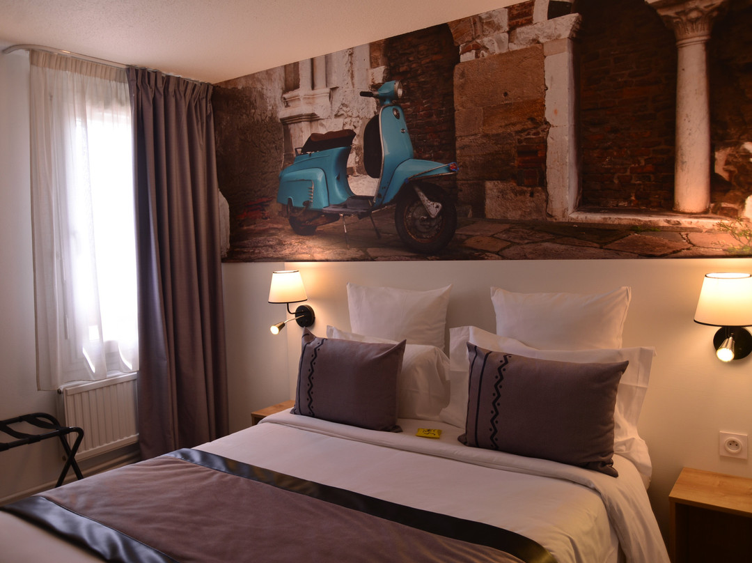 Logis Hôtel Cris Hotel主图