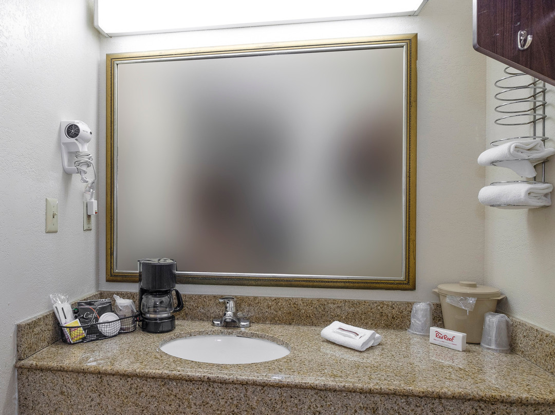 Red Roof Inn Edgewood主图