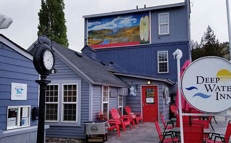 Deep Water Inn主图