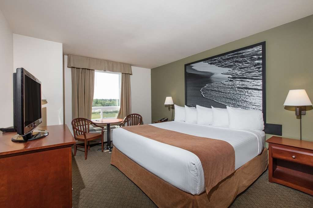 Super 8 by Wyndham Amherst NS主图