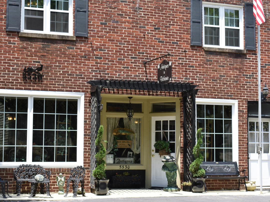 Antiques in Bethania