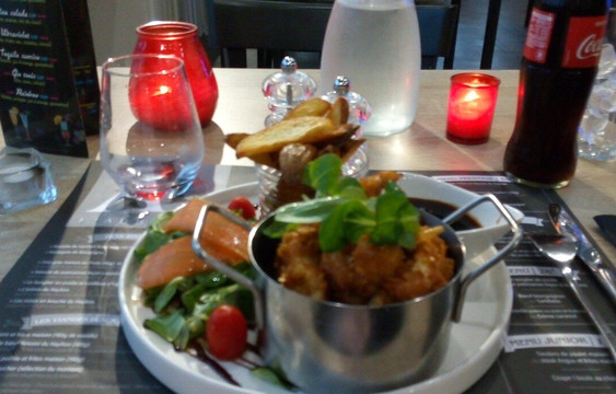 Anglefort旅游攻略图片