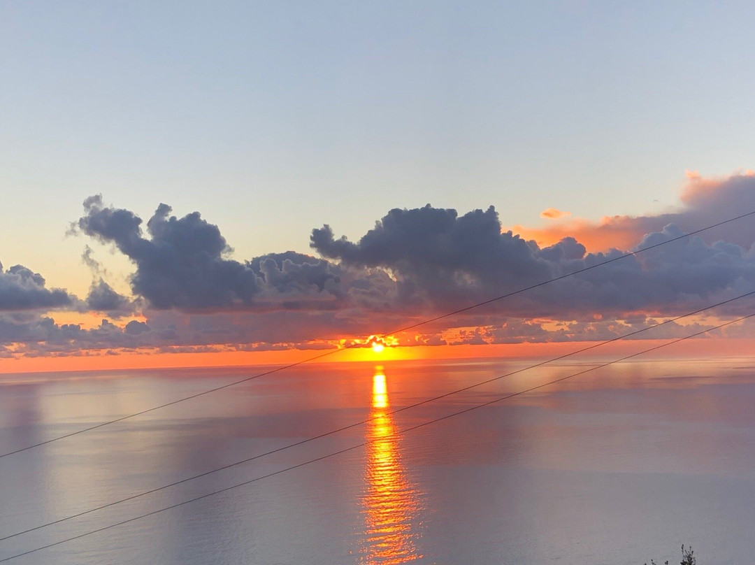 月神迪马索酒店主图