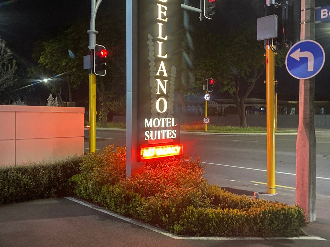 贝拉诺汽车旅馆套房酒店主图