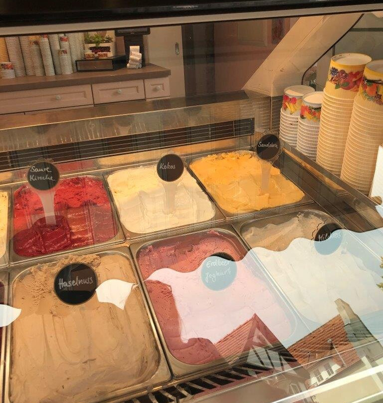 Eisliebe Warnemünde