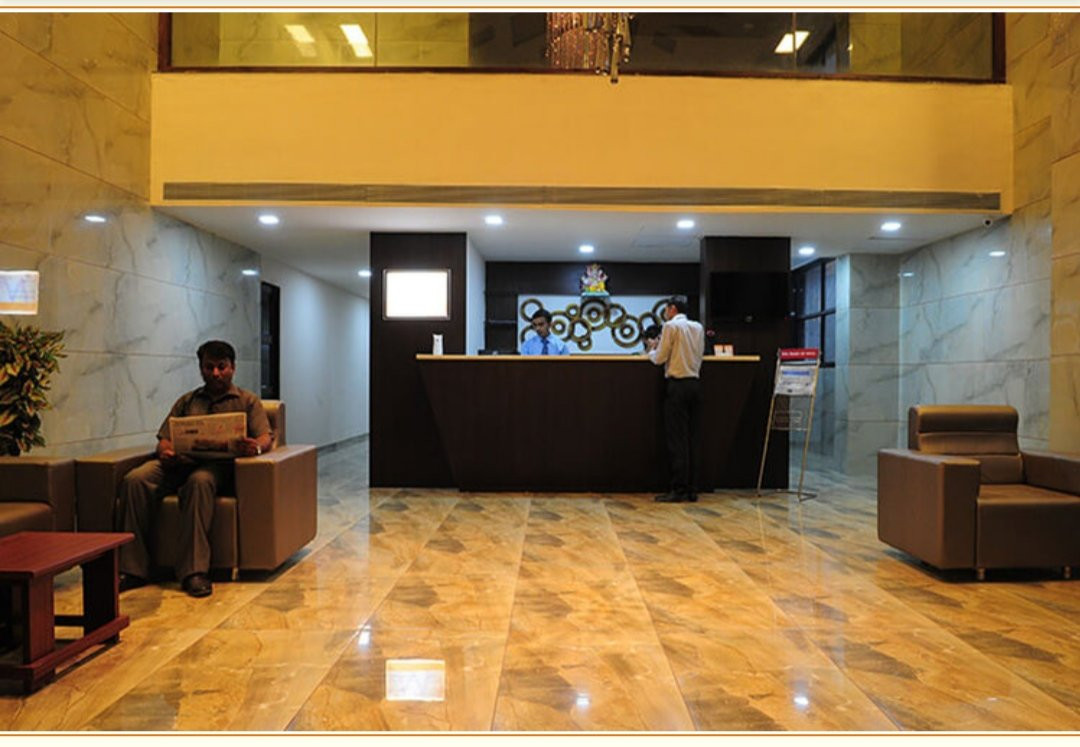 Pride Biznotel, Maison Anand主图