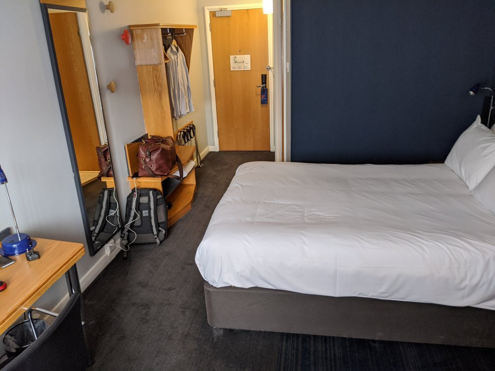 Holiday Inn Express Taunton East By IHG主图