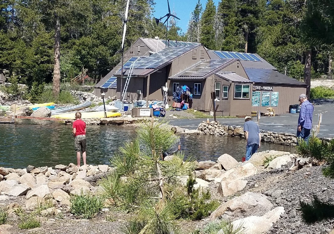 Caples Lake Resort主图