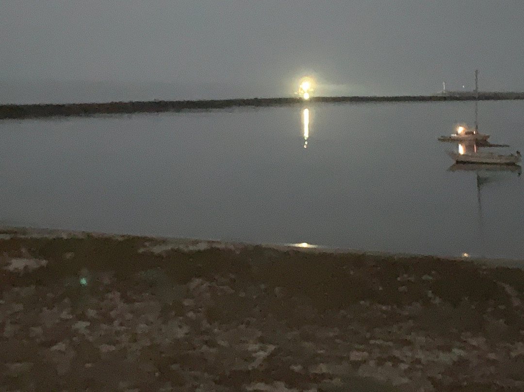 半月湾海滩酒店主图