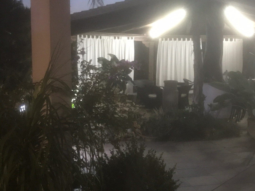 拉法耶酒店主图