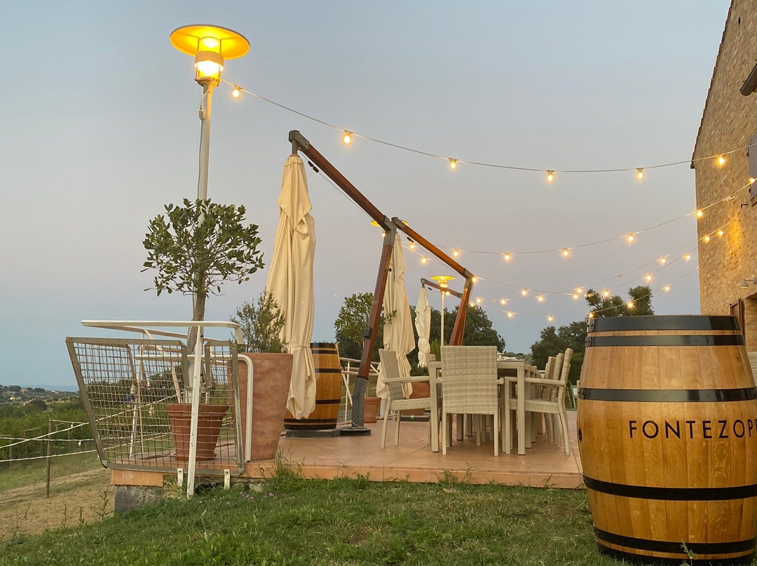 洛坎达芳特佐帕酒店主图