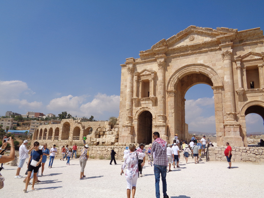 Arch of Hadrian-杰拉什必去景点