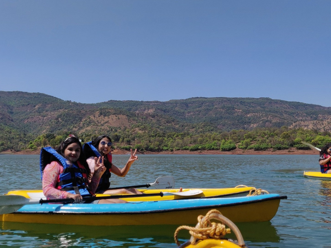 Hotel Shivneri Tapola主图