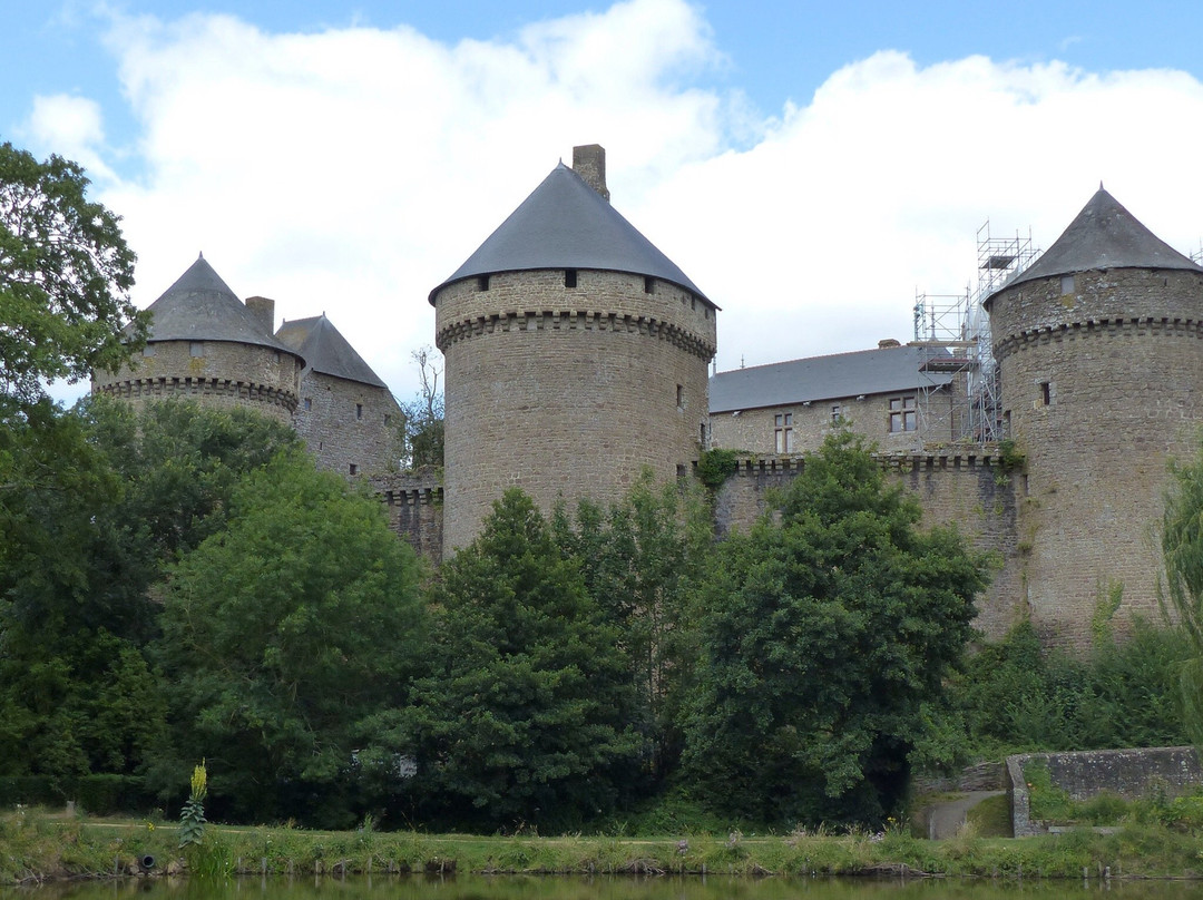 Chateau de Lassay-Lassay-les-Chateaux必去景点