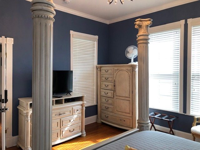 Red Velvet Inn主图