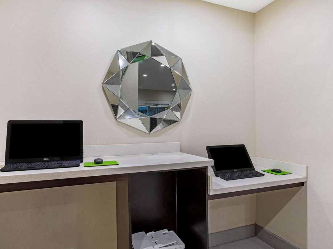 La Quinta Inn & Suites By Wyndham Cullman主图