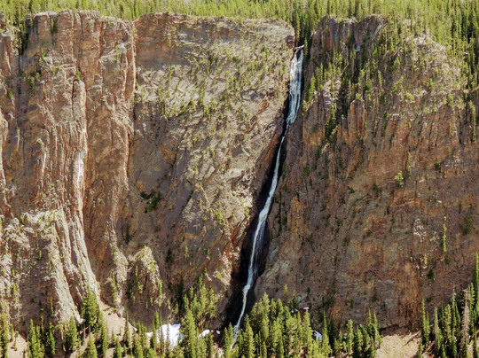 Roam Yellowstone Guiding-西黄石镇必去景点
