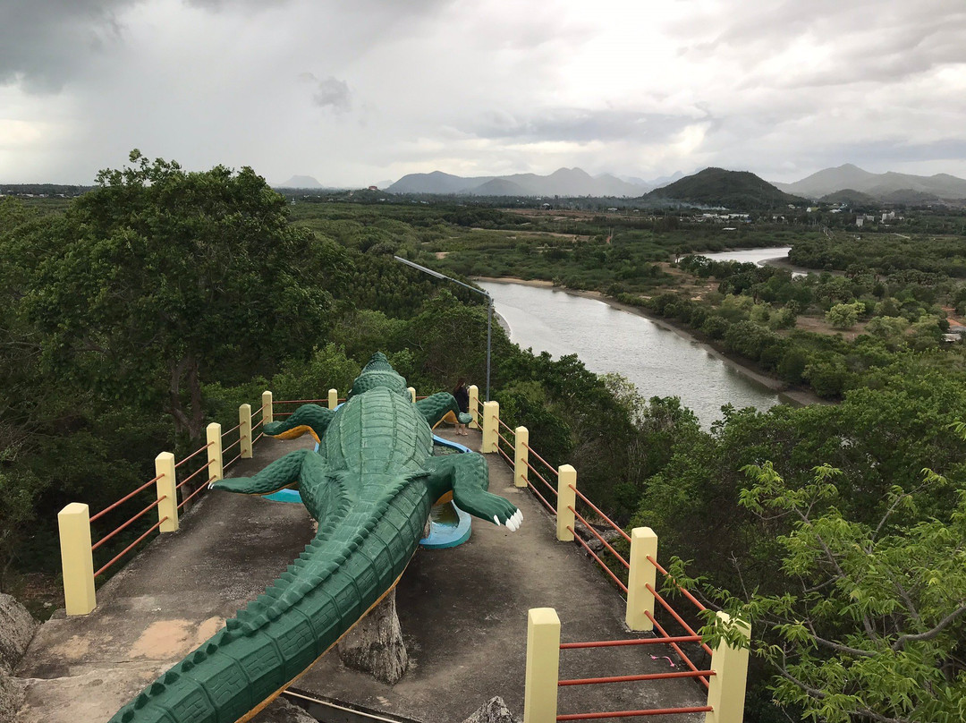 Chao Mae Tubtim Thong Shrine-攀武里必去景点