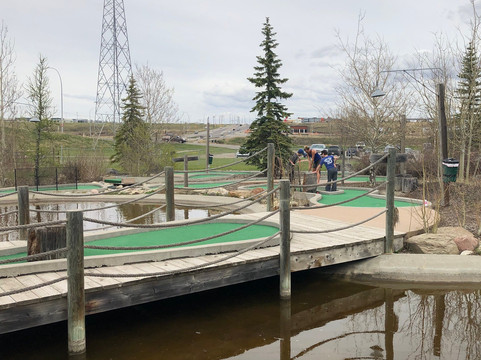 Stone Creek Adventure Golf-卡尔加里必去景点