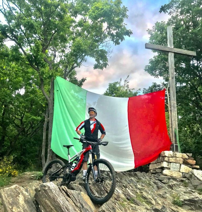 Etraction Noleggio E-Bike景点图片