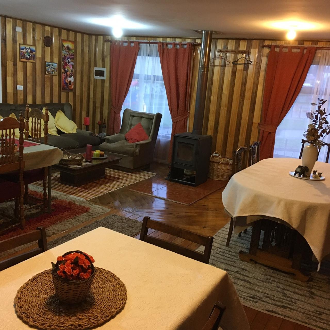 Hostal y Turismo Peumayen-官方