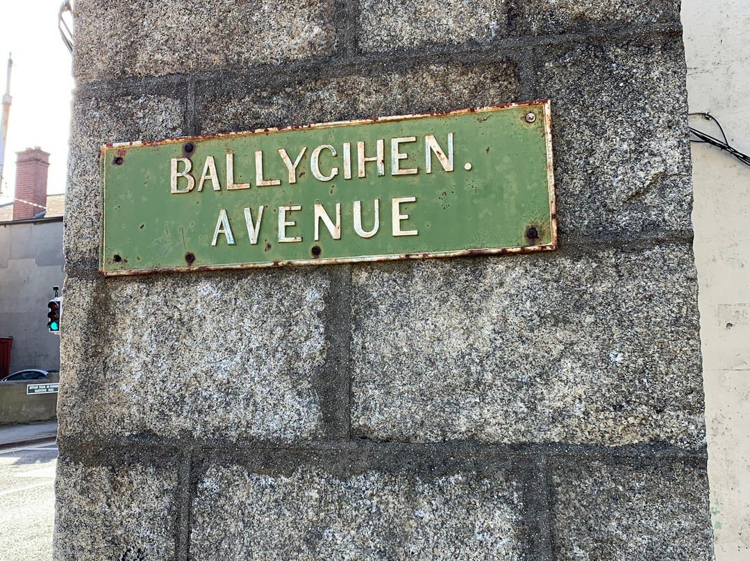 Ballygihen Archway-Sandycove必去景点