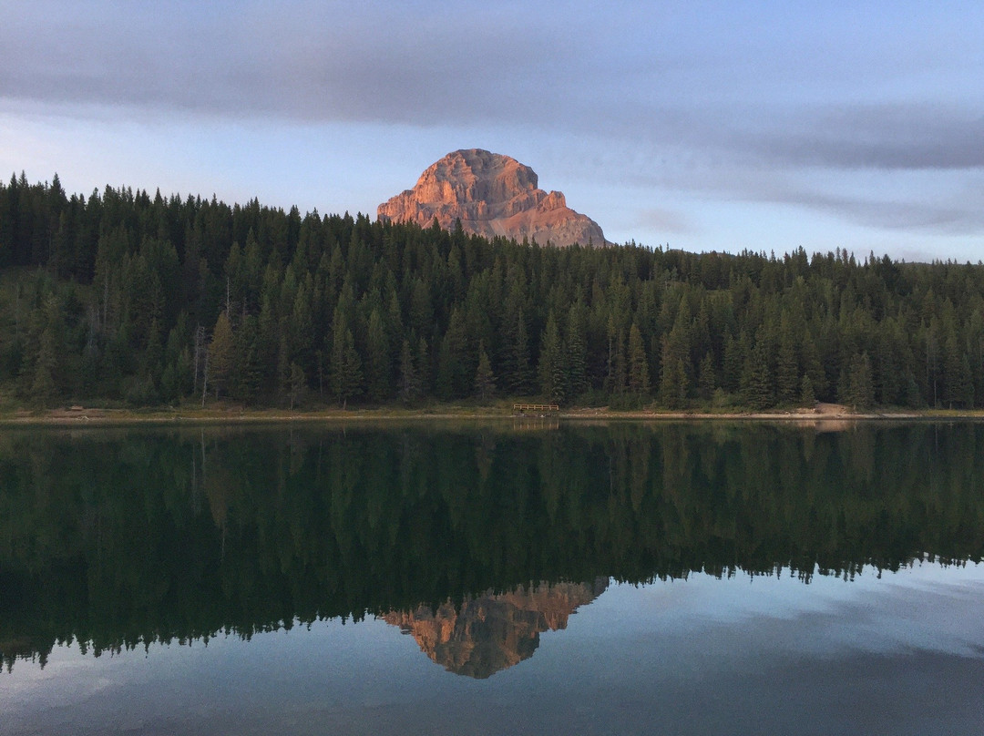 Chinook Lake Campground景点图片