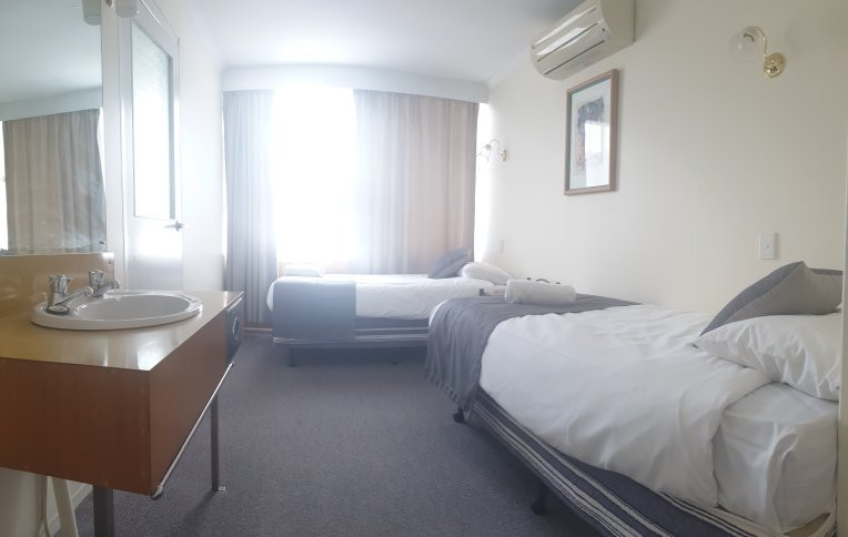 The Confluence Hotel & Mt Lyell Motor Inn主图