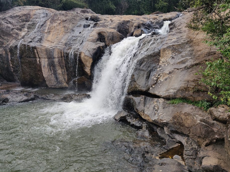 Ripple Waterfalls景点图片