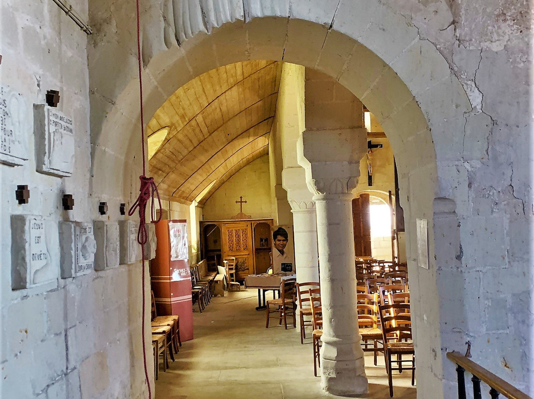 Eglise Saint-Pierre de Parnay景点图片