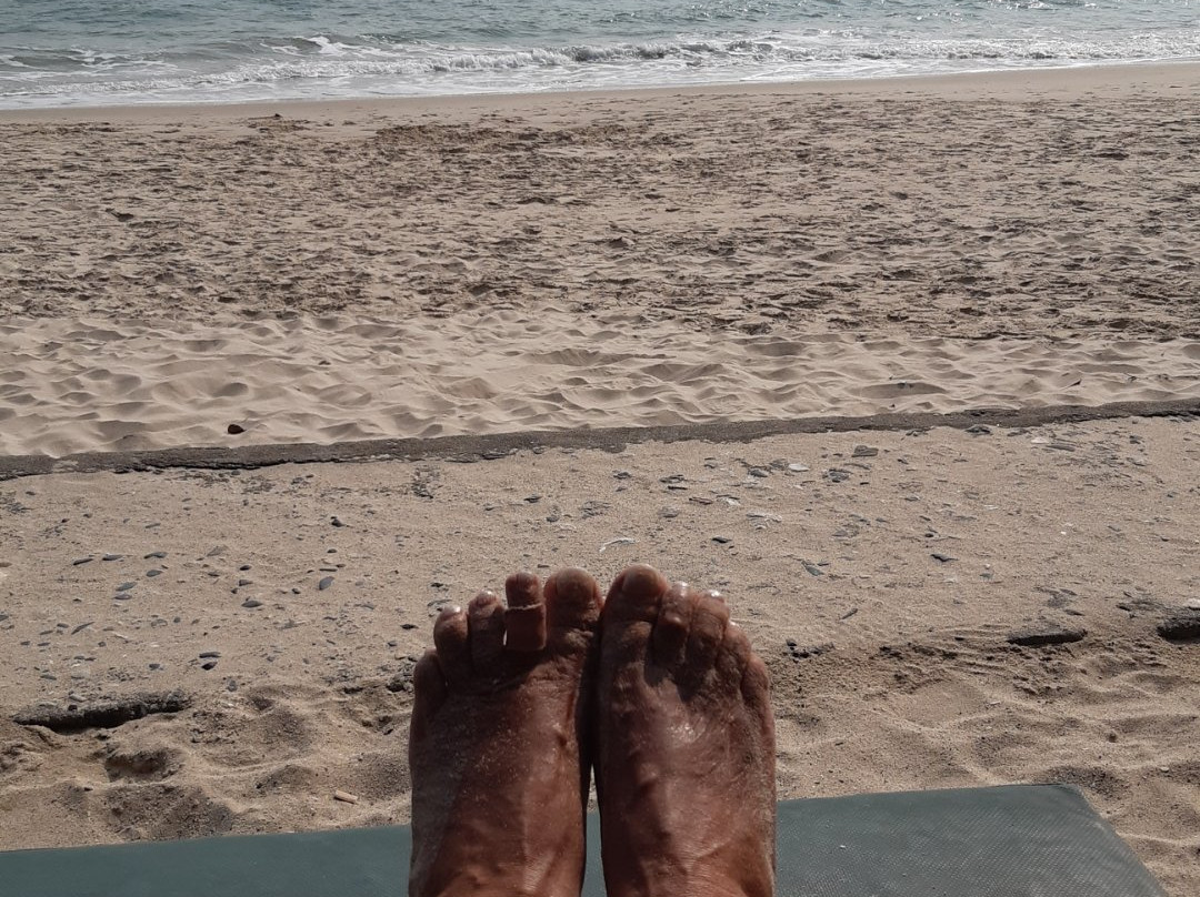 吉婆岛日出度假酒店主图