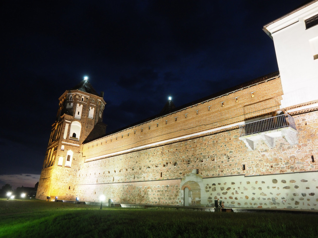 Mir Castle Hotel主图