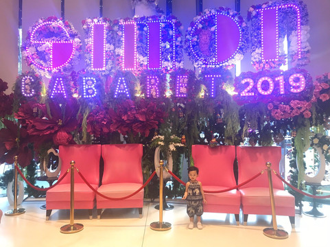 西蒙明星人妖秀-普吉镇必去景点