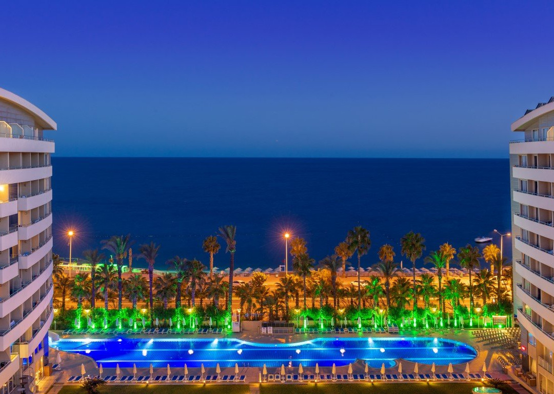 Porto Bello Hotel Resort & Spa