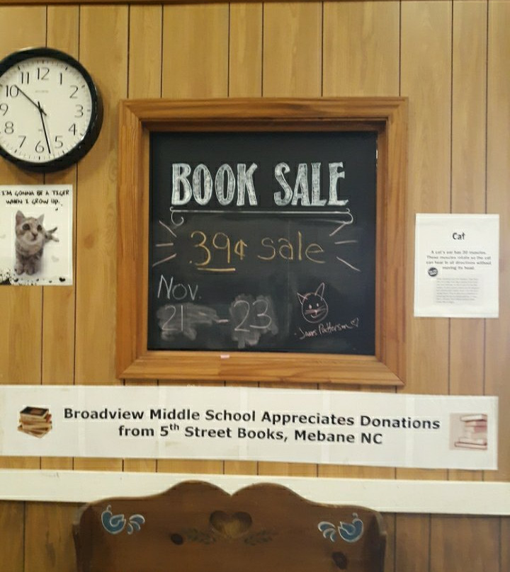 Fifth Street Books-Mebane必去景点