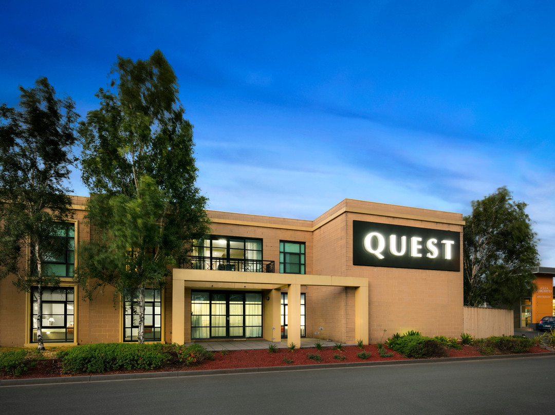 纳里沃伦探秘酒店主图