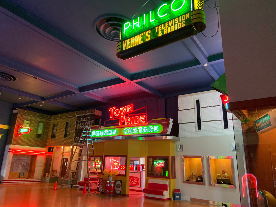 National Neon Sign Museum-The Dalles必去景点