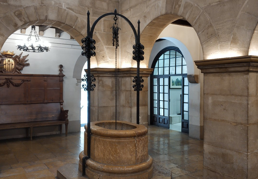 Palacio de la Paeria景点图片