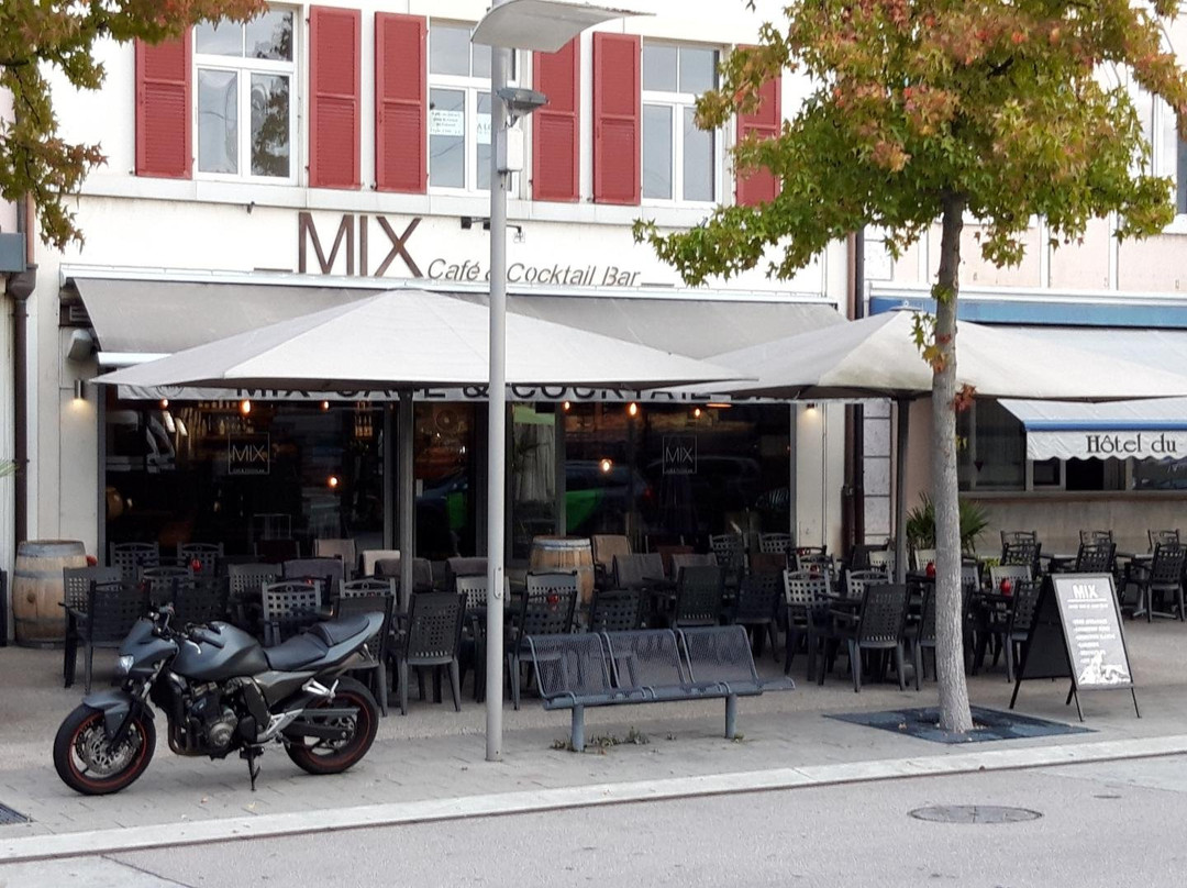 Courroux旅游景点-MIX - Café & Cocktail Bar