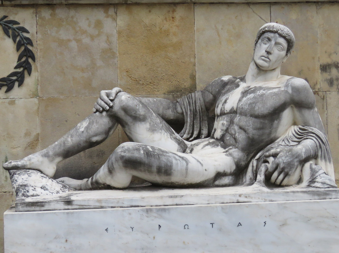 Kainotomikó Kéntro Istorikís Enimérosis Thermopylón-Thermopylae必去景点