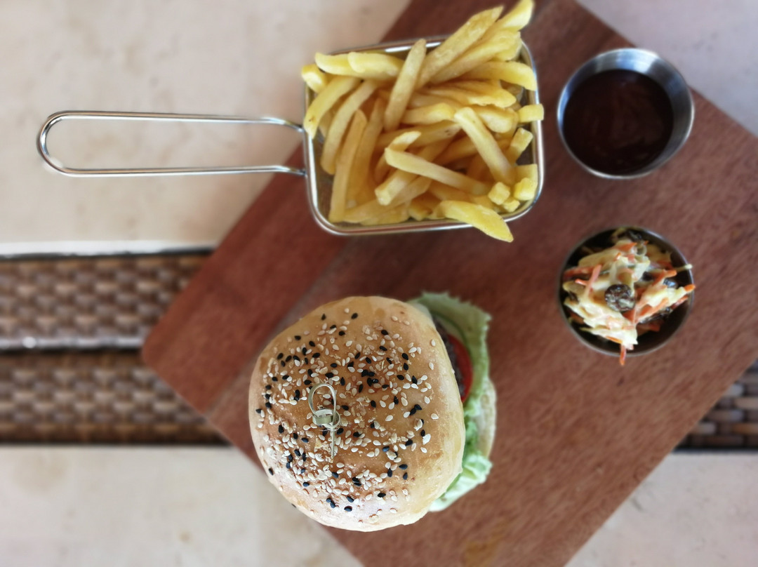 阿尔蒙特内陆度假村主图