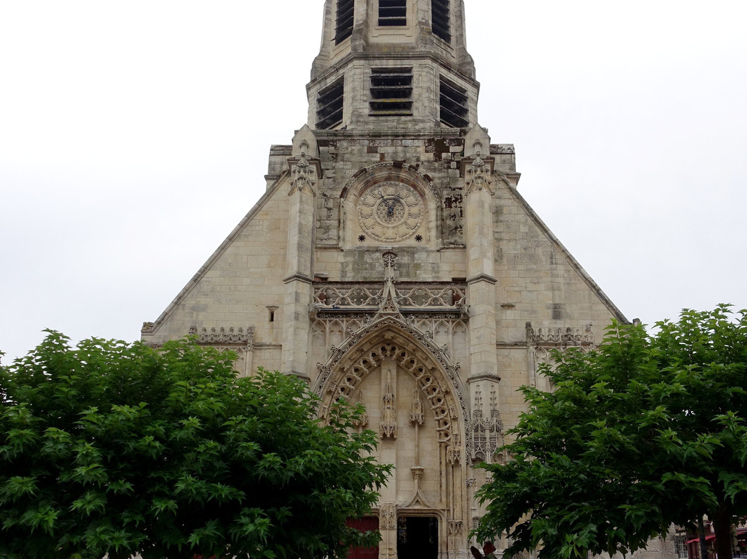 Église Saint-Léonard景点图片