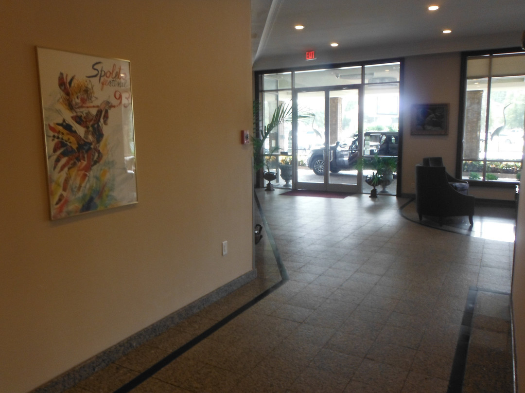 小镇乡村旅馆及套房酒店主图