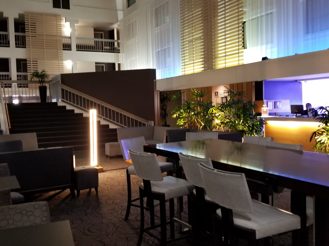 多马恩酒店主图