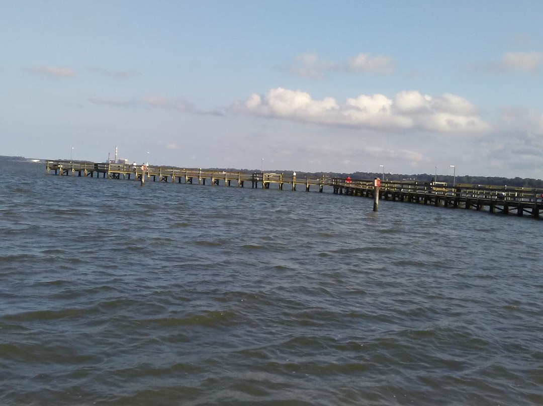 Gloucester Point Beach Park景点图片